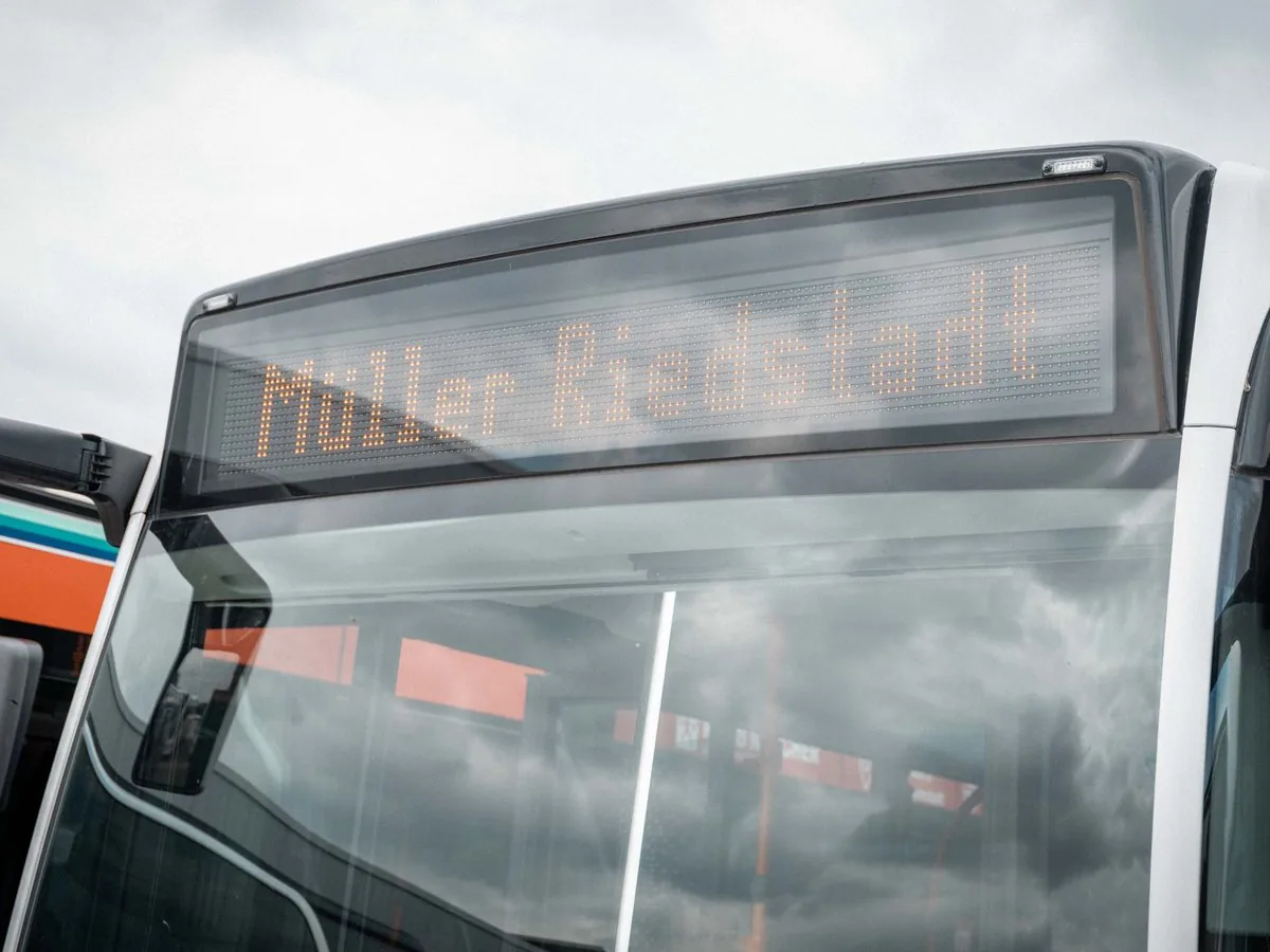 LED-Zielanzeige eines Busses