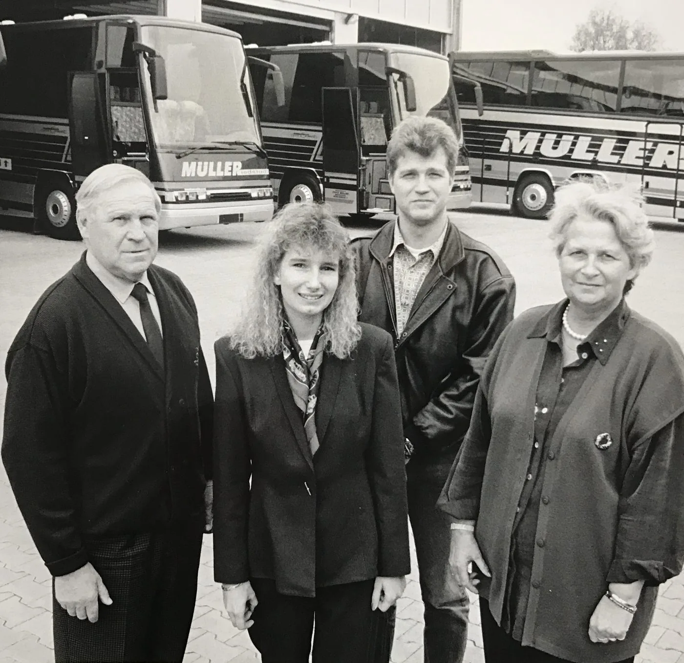 Vor der eigenen Flotte, 1990er-Jahre