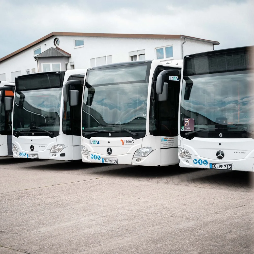 Linienbus-Flotte von MÜLLER Riedstadt auf dem Betriebshof